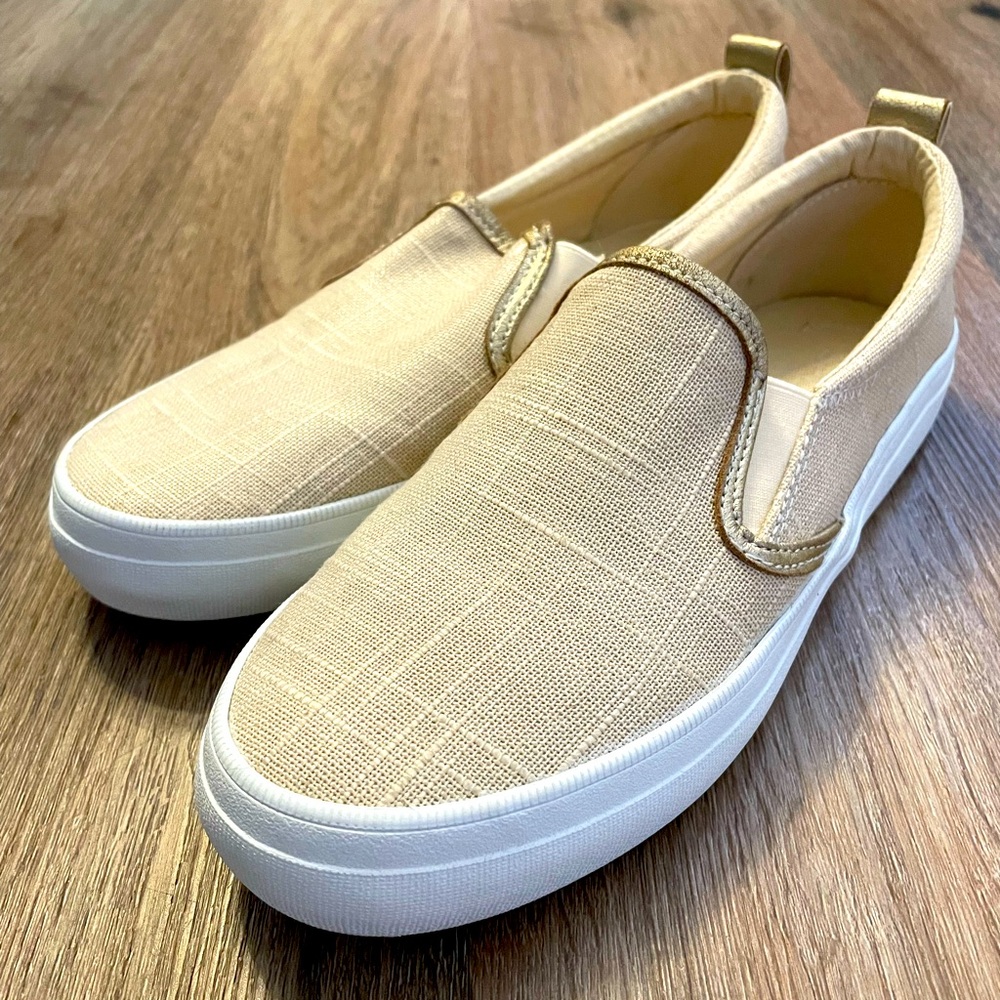 Sperry Women's Gold Slip On Sneakers Size 6.5